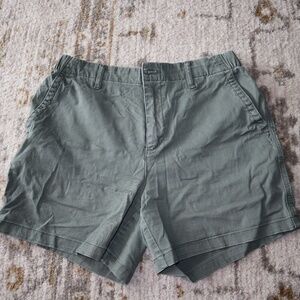 Old Navy- Every day Short